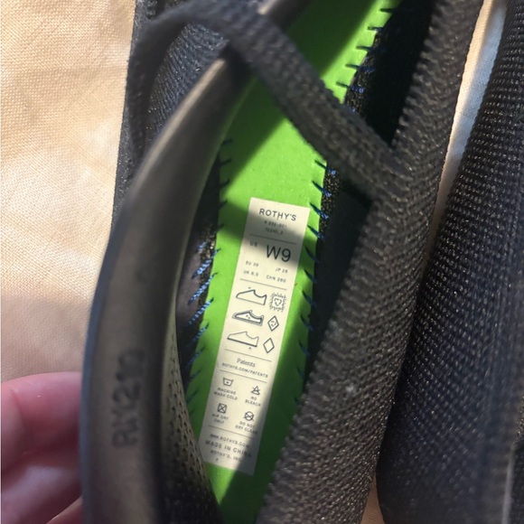 Rothys Mary Jane’s - 9 - Picture 3 of 6